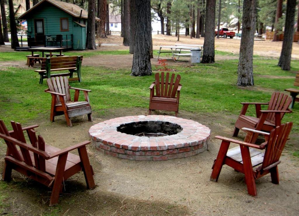 Majestic Moose Lodge - Coptic Village Big Bear Lake Buitenkant foto